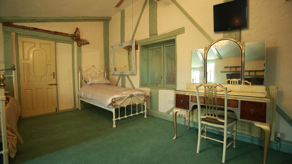 The Edge Accommodation Huddersfield Oda fotoğraf